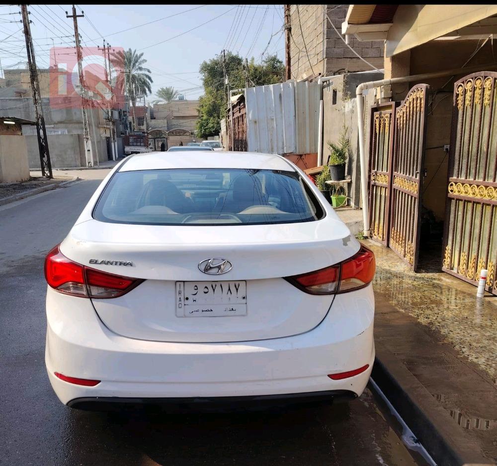 هیوندای ئەلەنترا